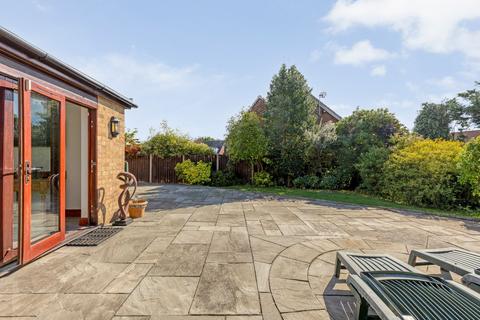 undefined, A Welcoming Bungalow Overlooking Aldborough Village Green