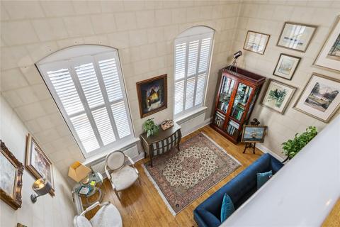 3 bedroom flat for sale, Ellesmere Place, Walton-On-Thames, KT12