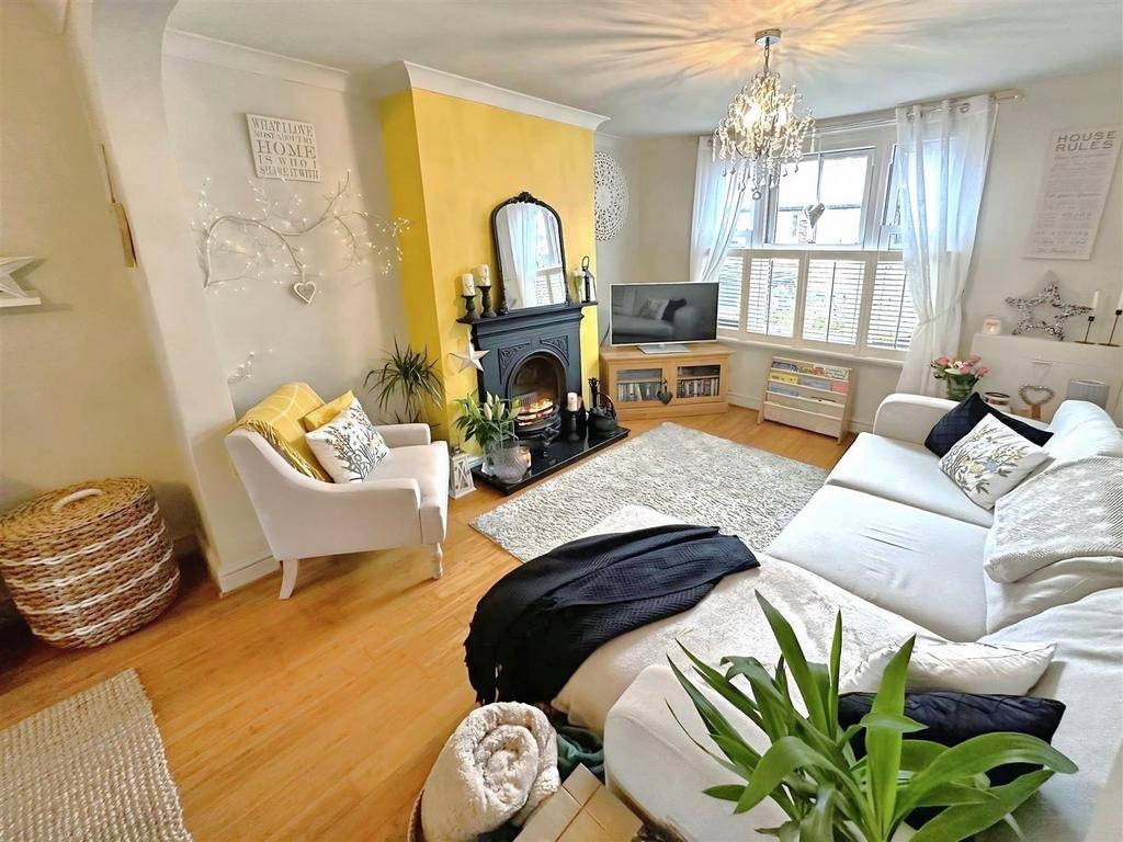 34821d22-Living 20 Room.jpg