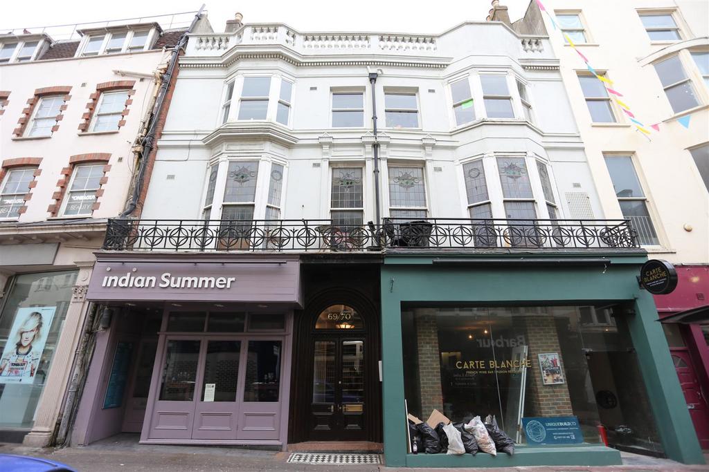 4, 69-70 East Street External.JPG