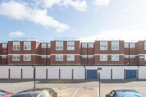 undefined, Holmleigh Road Estate, London, N16