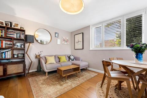 2 bedroom apartment for sale, Lordship Park, London, N16