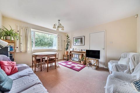 undefined, Woodlawn Grove, Horsell, GU21