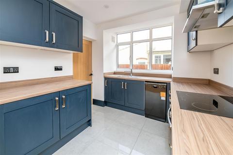 undefined, 10 Fir Tree Road, Finchfield, Wolverhampton, WV3 8AN
