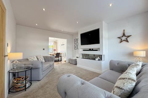 5 Carless Close, Hereford, HR1 1NS