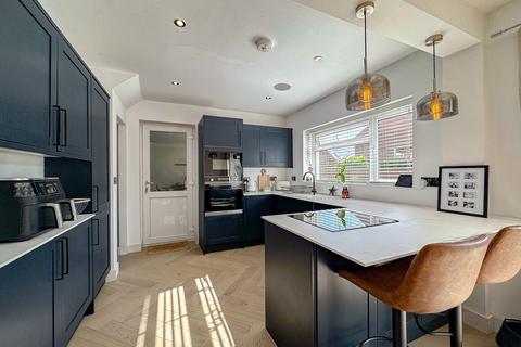 5 Carless Close, Hereford, HR1 1NS