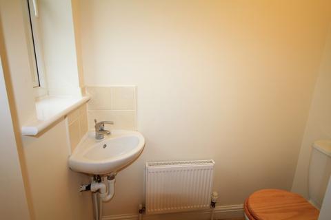 2 bedroom end of terrace house for sale, Boulevard Avenue, Grimsby, Lincolnshire. DN31 2JJ