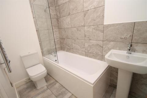 1 bedroom flat to rent, North Thirteenth Street, Milton Keynes MK9
