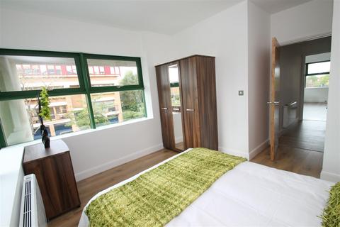 1 bedroom flat to rent, North Thirteenth Street, Milton Keynes MK9
