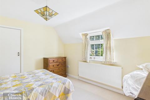Pingles Beacon Hill, Wickham Bishops, Witham, CM8 3EA
