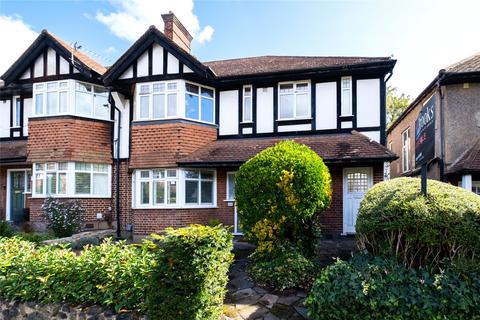 3 bedroom maisonette for sale, Woodleigh Gardens, London SW16