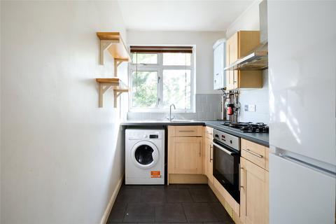 3 bedroom maisonette for sale, Woodleigh Gardens, London SW16