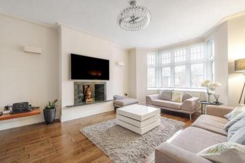 undefined, Southbourne Crescent Hendon London NW4 2JY