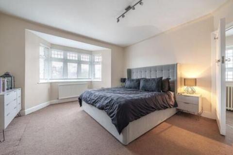 undefined, Southbourne Crescent Hendon London NW4 2JY