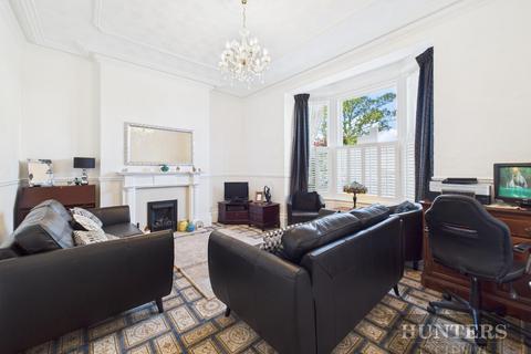 Guest house for sale, West Avenue, Filey