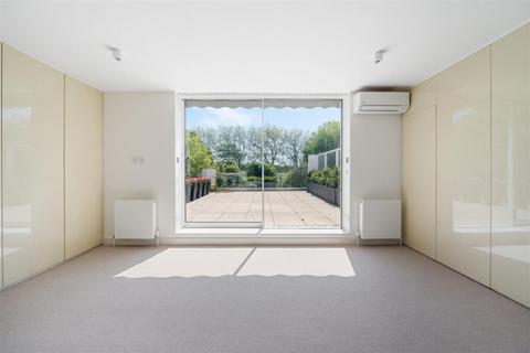 4 bedroom terraced house to rent, Elsworthy Road, Primrose Hill, London, NW3