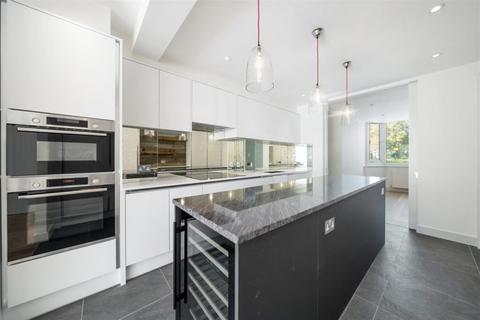 4 bedroom terraced house to rent, Elsworthy Road, Primrose Hill, London, NW3
