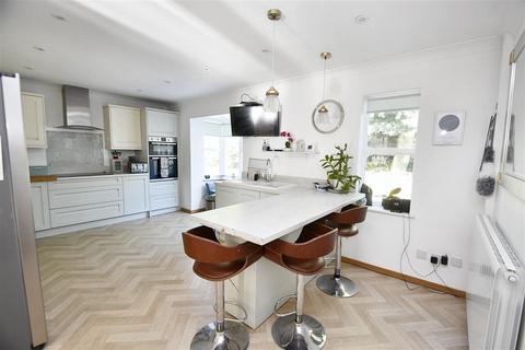undefined, Falmouth TR11