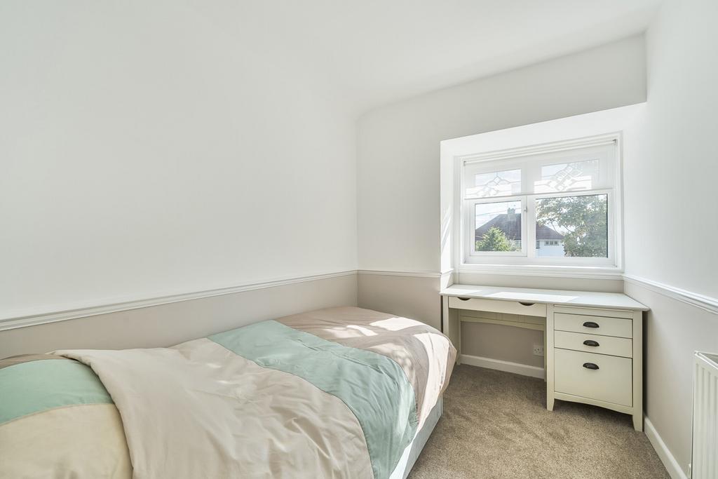 1335919-9-689e1c6...