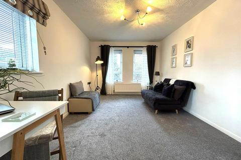 6, Courtlands Bewdley Street, Evesham, WR11 4AD