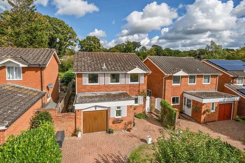 Summerlands, Cranleigh, GU6