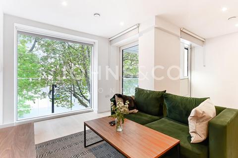 undefined, Hurlock Heights, Elephant & Castle, SE17