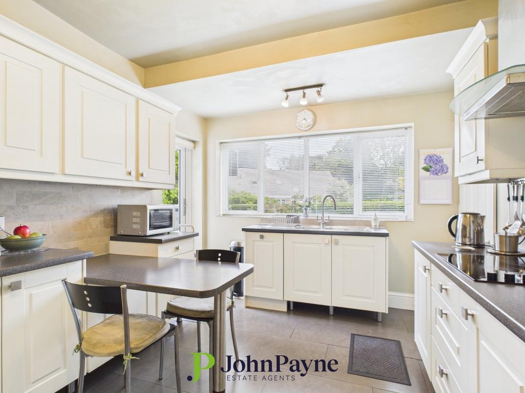 Fitted Kitchen