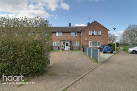 undefined, Ross Close, Hatfield