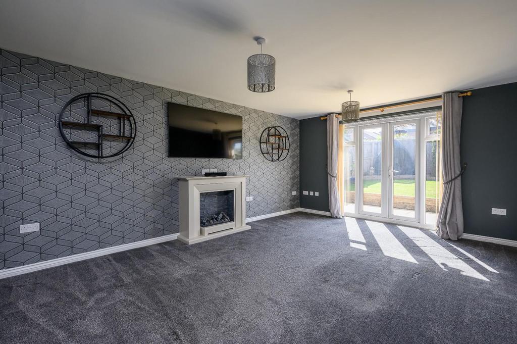 34 Acre Way-12.jpg