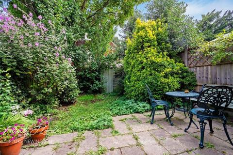 undefined, Barry Avenue, LONDON N15