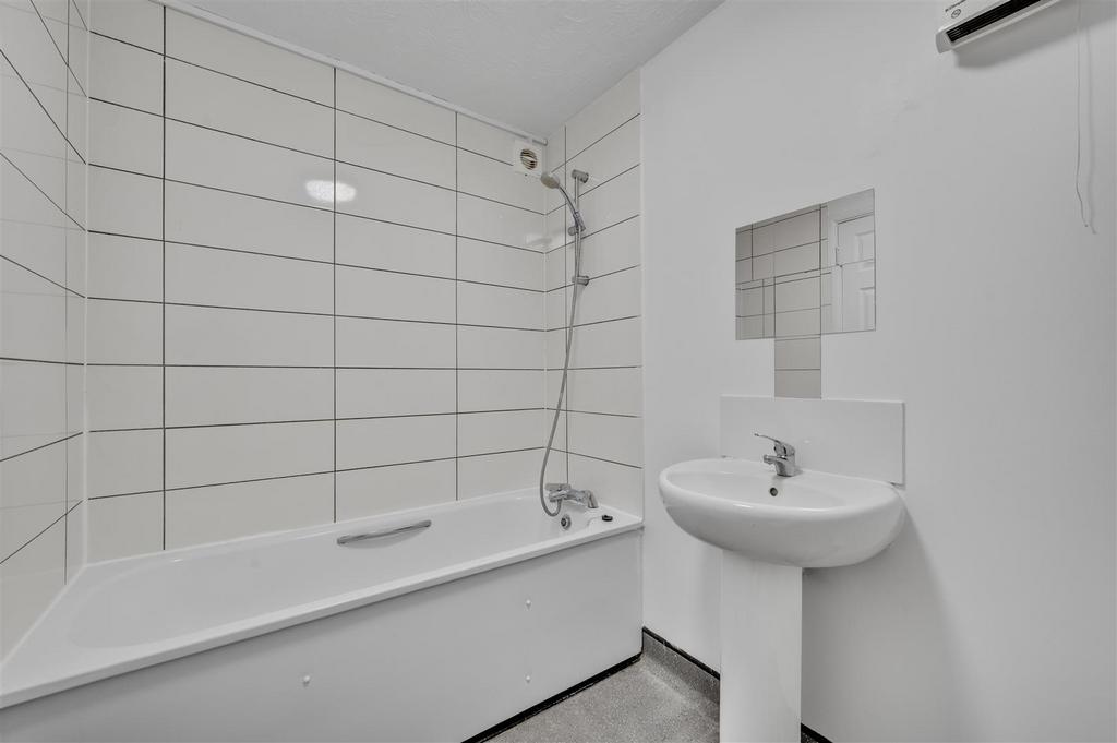 Daniels 56 Kingfisher Way 15.jpg