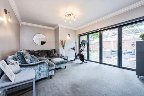 5 bedroom detached house for sale, The Close, Stourbridge DY7