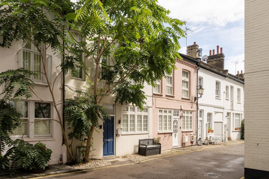 The Private Realtor-18 Ovington Mews-2 Lo