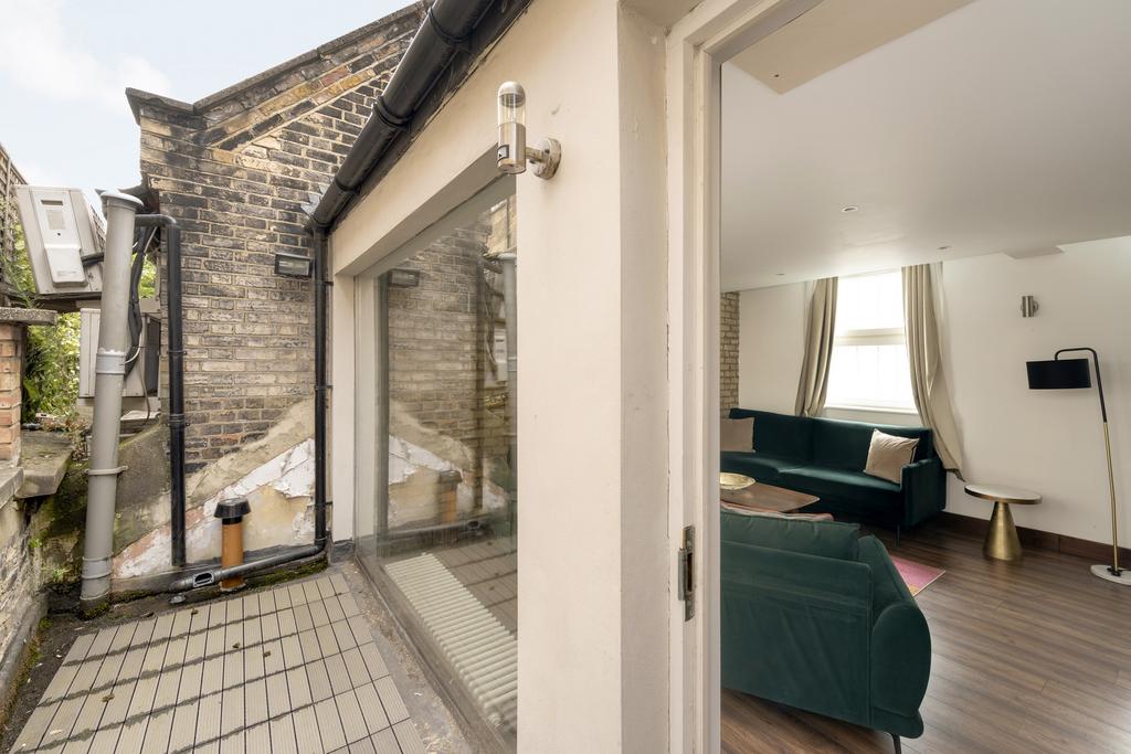 The Private Realtor-18 Ovington Mews-17 Lo