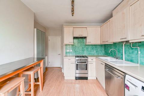 2 bedroom flat for sale, Thirsk Road, Battersea, London, SW11