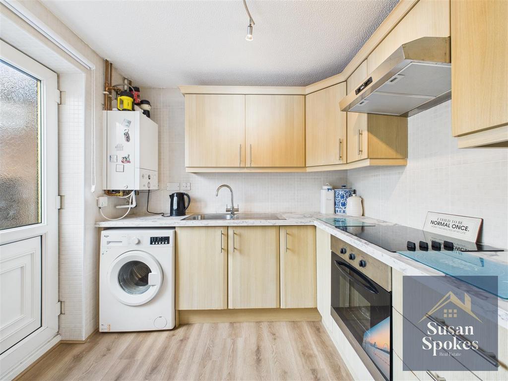 CAM01858 G0-PR0174-STILL004.jpg