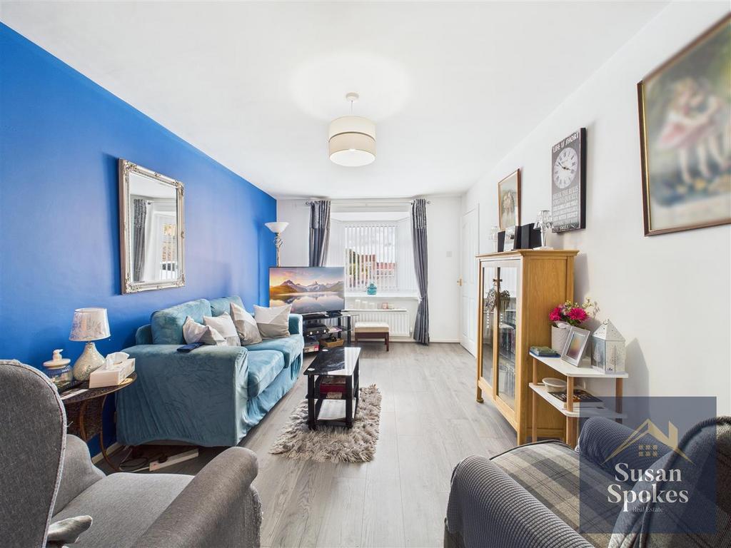 CAM01858 G0-PR0174-STILL009.jpg