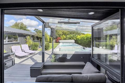 4 bedroom detached house for sale, The Heath, Woolpit