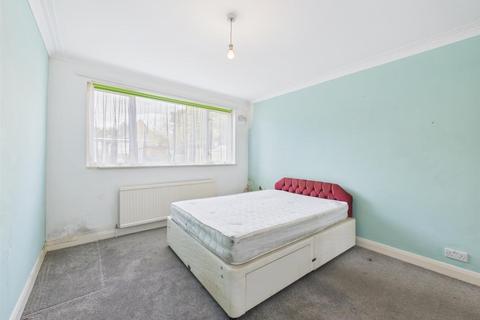 2 bedroom maisonette for sale, Elmtree Court, Ruislip HA4