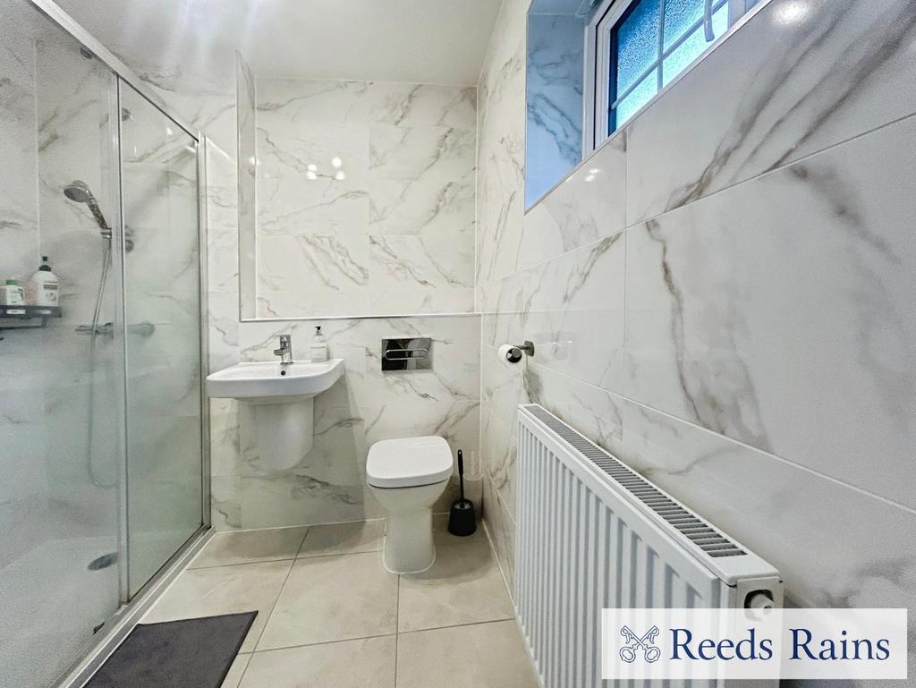 Ensuire Shower Room