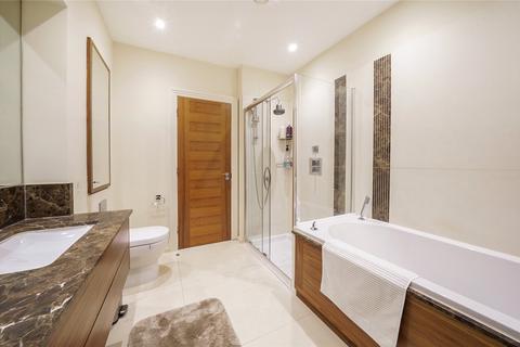 3 bedroom apartment for sale, Broomfield Court, East Finchley N2