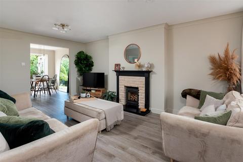 4 bedroom detached house for sale, Hopkins Way, Wellesbourne