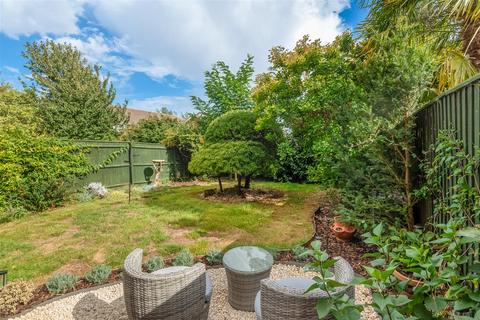 4 bedroom detached house for sale, Hopkins Way, Wellesbourne
