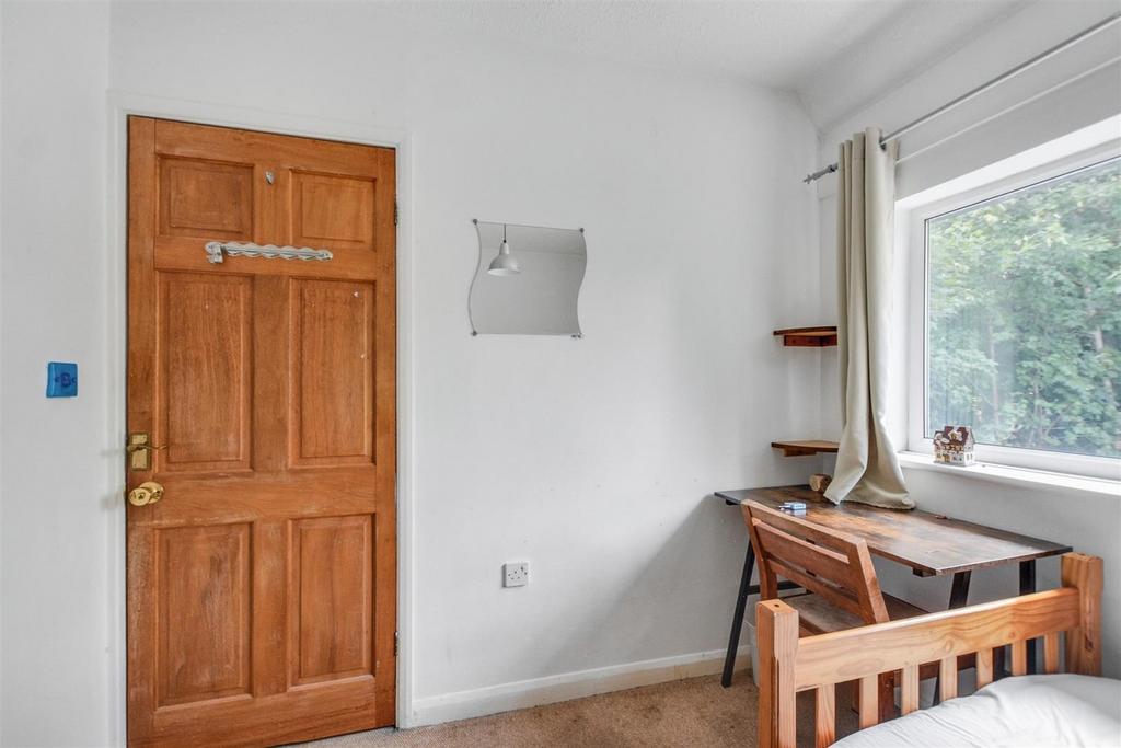 Bedroom 3 2.jpeg
