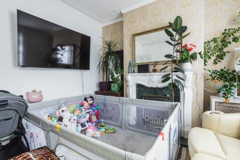 undefined, Gladstone Road, Doncaster DN4