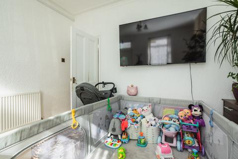 undefined, Gladstone Road, Doncaster DN4
