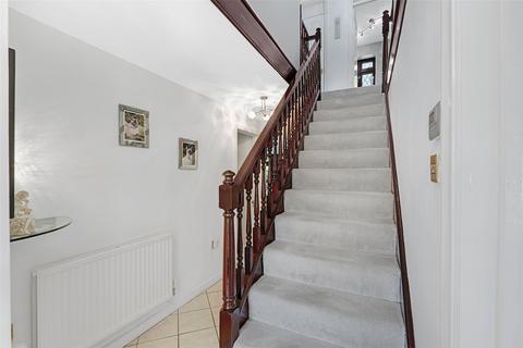 4 bedroom detached house for sale, Padgate, Norwich NR13