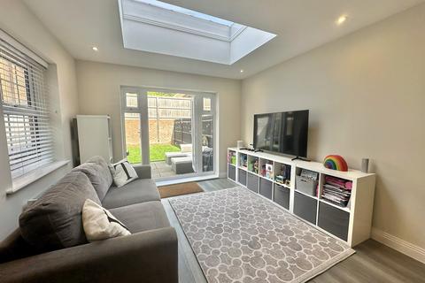 undefined, Potten Close, CAMBERLEY GU15