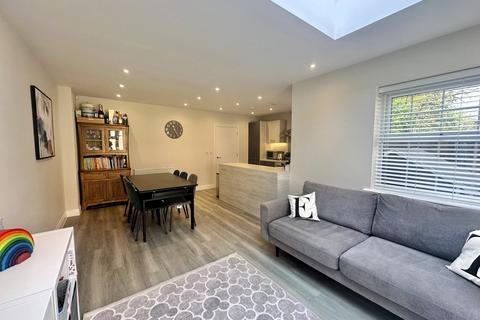 undefined, Potten Close, CAMBERLEY GU15