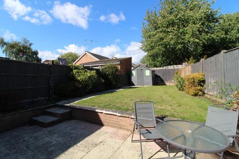 2 bedroom semi-detached house for sale, Fairview Avenue, Leicester LE8